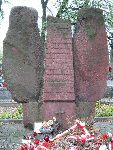 �yrard�w, ul. Kasztanowa, kwatera wojenna. Stan z dn. 15. 10. 2011 r. (fot. Tomasz Kuran).