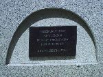 Nowy Dunin�w, Gr�b-Obelisk ku Czci Walcz�cych o Woln� Polsk�. Stan z dn. 05. 08. 2008 r. (fot. Zbigniew Adamas).