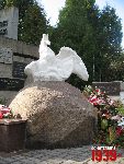 ��czyca, Plac Tadeusza Ko�ciuszki, Pomnik Bohater�w Bitwy nad Bzur�. Stan z dn. 23. 09. 2011 r. (fot. Tomasz Karolak).