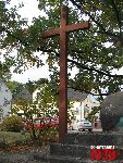 Brwin�w, Rynek, pomnik. Stan z dn. 05. 10. 2011 r. (fot. Tomasz Karolak).