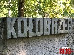 Milan�wek, Pl. Stefana Starzy�skiego, Pomnik Bohater�w. Stan z dn. 30. 08. 2012 r. (fot. Tomasz Karolak).