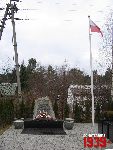 �omianki, ul. Partyzant�w, pomnik. Stan z dn. 04. 12. 2011 r. (fot. Tomasz Karolak).