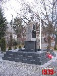 �omianki, ul. Warszawska / Bo�tucia, pomnik. Stan z dn. 04. 12. 2011 r. (fot. Tomasz Karolak).