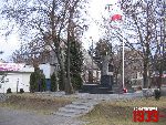 �omianki, ul. Warszawska / Bo�tucia, pomnik. Stan z dn. 04. 12. 2011 r. (fot. Tomasz Karolak).