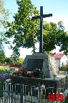 Sochaczew - Boryszew, ul. Sobieskiego, miejsce pami�ci (fot. T. Karolak)