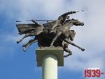 Warszawa, Rondo Jazdy Polskiej, pomnik. Stan z dn. 26 wrze�nia 2016 r. (fot. Tomasz Karolak).